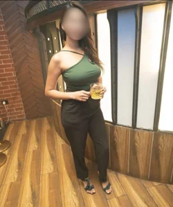 Call Girl Zirakpur Gauri