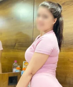 Call Girl Zirakpur Lata