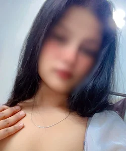 Call Girl Zirakpur Preeti