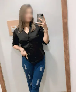 Call Girl Zirakpur Renu