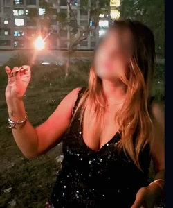 Call Girl Zirakpur Sheela